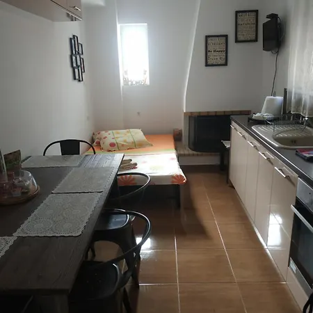 Restηouse Apartment *